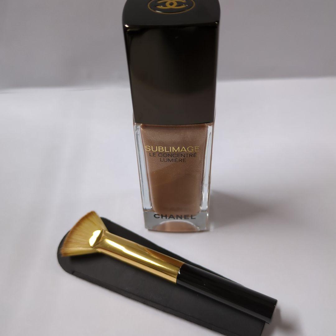 シャネル サブリマージュ ル コンサントレ ルミエール