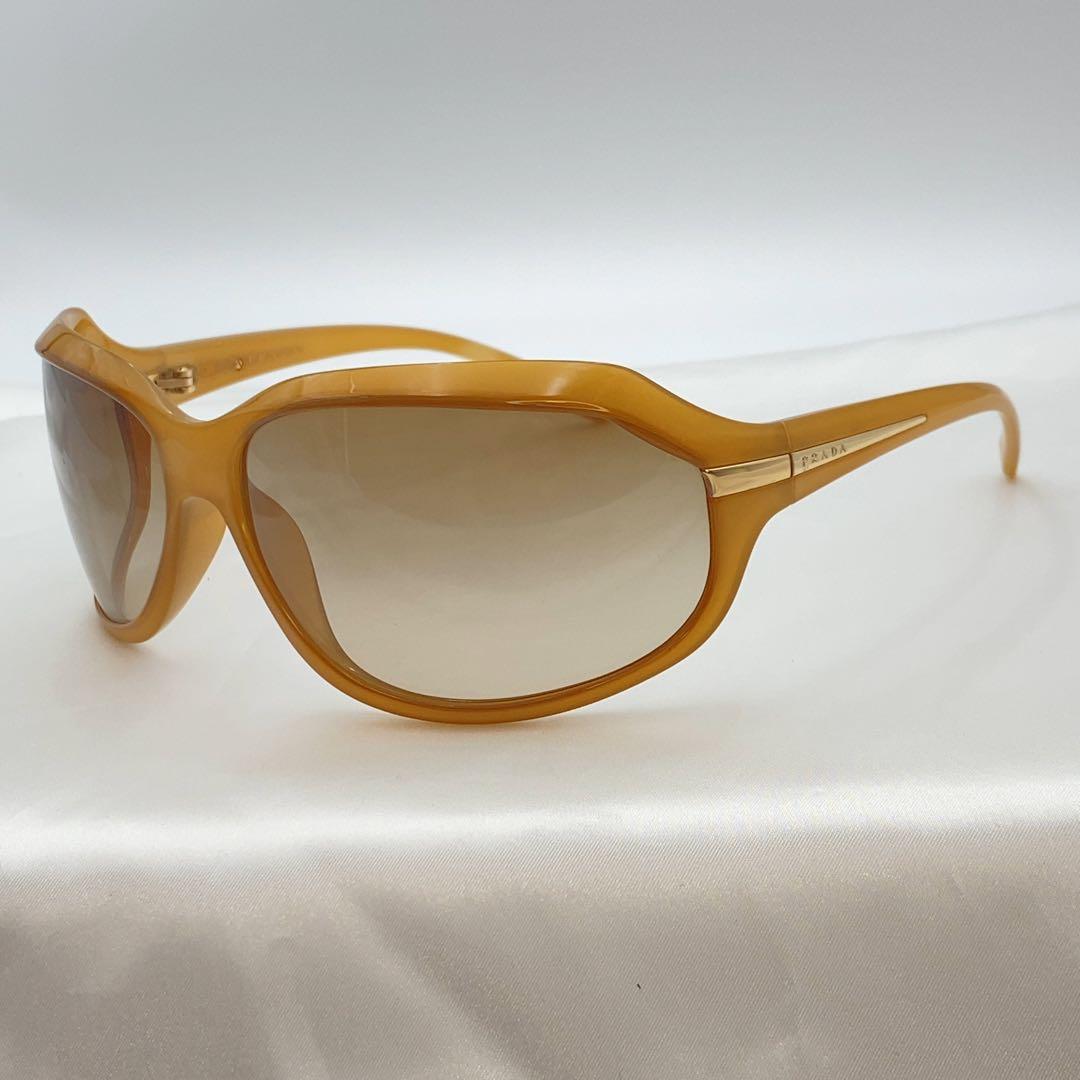 PRADA サングラス　SPR14G 777-6S1