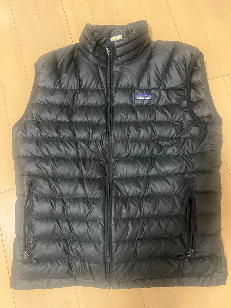 Patagonia メンズ ダウンセーター ベスト M 黒 パタゴニア ダウン