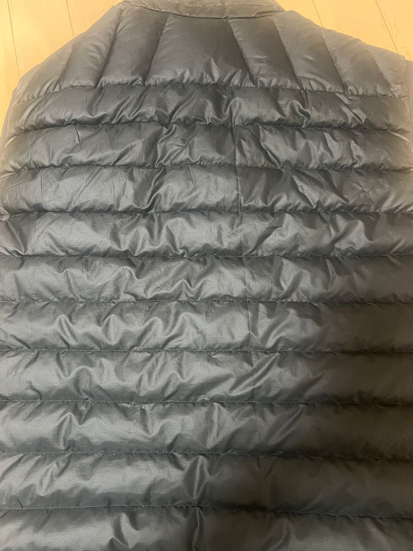 Patagonia メンズ ダウンセーター ベスト M 黒 パタゴニア ダウン