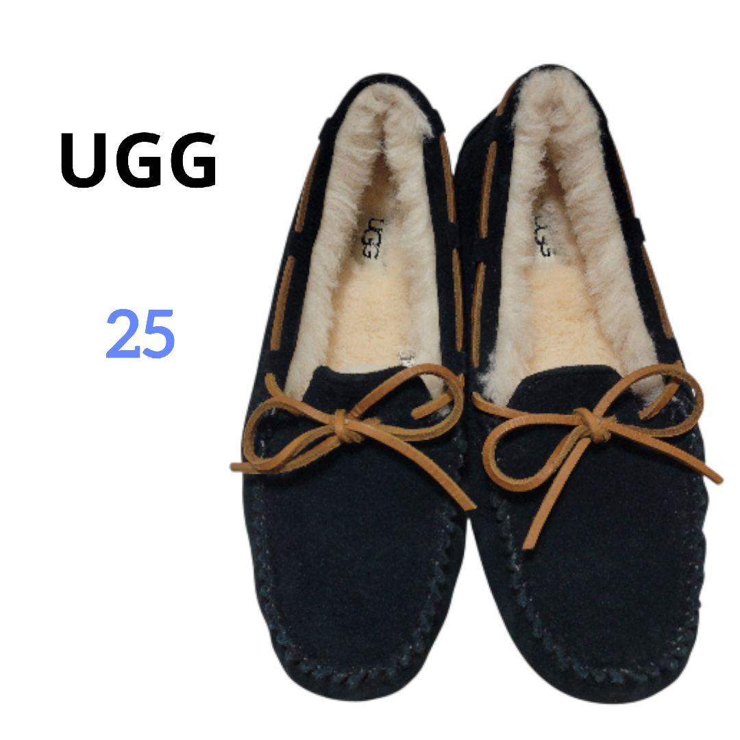 トヨ 。様美品！アグ ダコタ モカシン ボア スリッポン黒25ブラック UGG