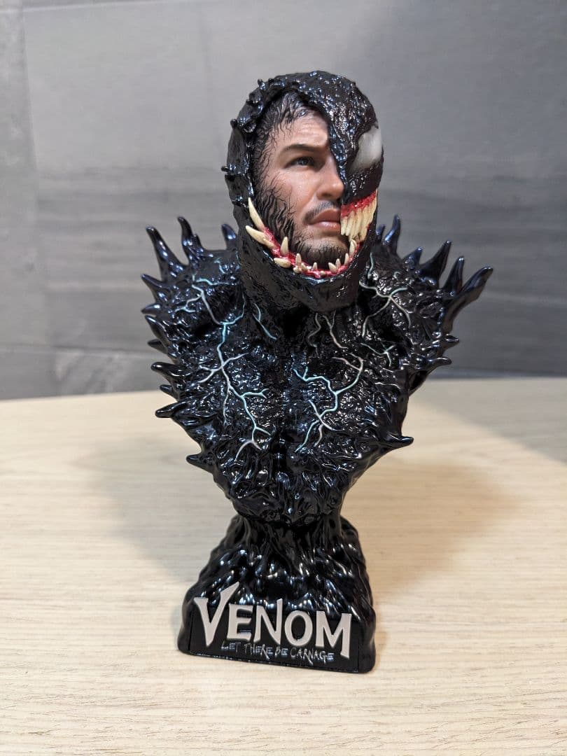 ホットトイズ 1/6スケール ヴェノム エディ バスト