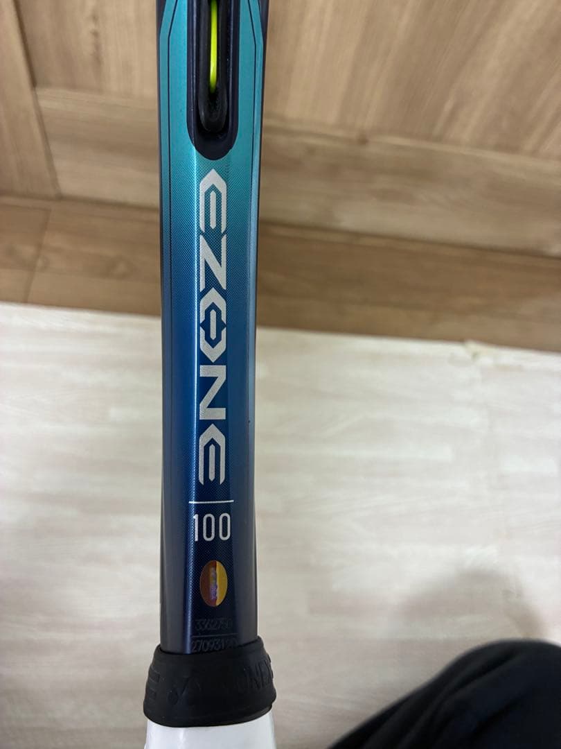 YONEX EZONE 100 （2022年モデル）