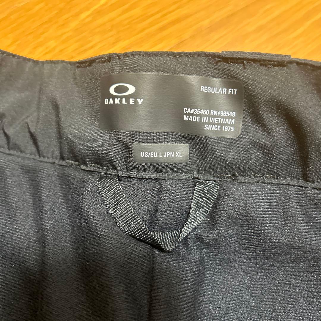 新品オークリースノーボードパンツXLサイズ（US Lサイズ）ブラックOakley