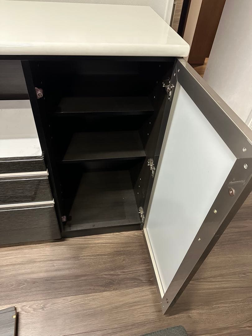 【値下げ可能】コンパクト食器棚 ホワイト ブラック