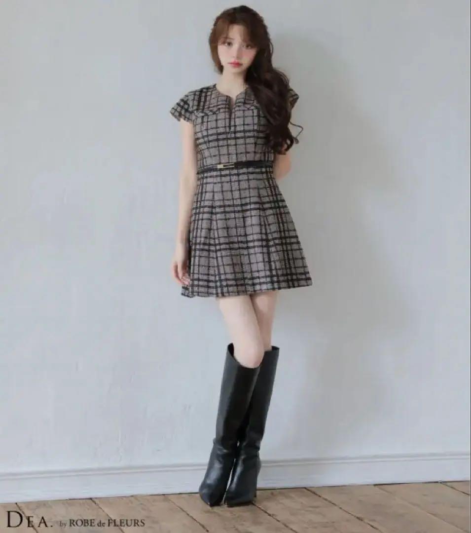 新品　ディアバイローブドフルール　チェックツイード袖付きプリーツスカート　ドレス