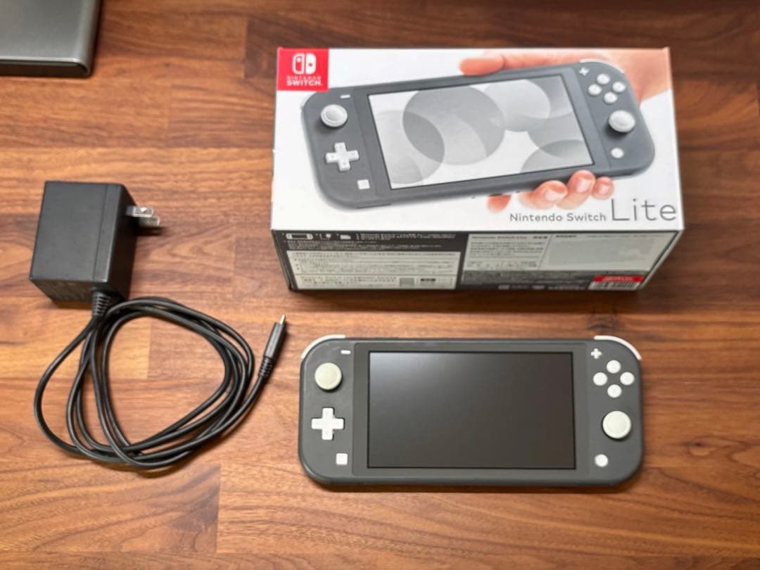 Nintendo Switch Light　スイッチライト　本体　箱付き　グレー