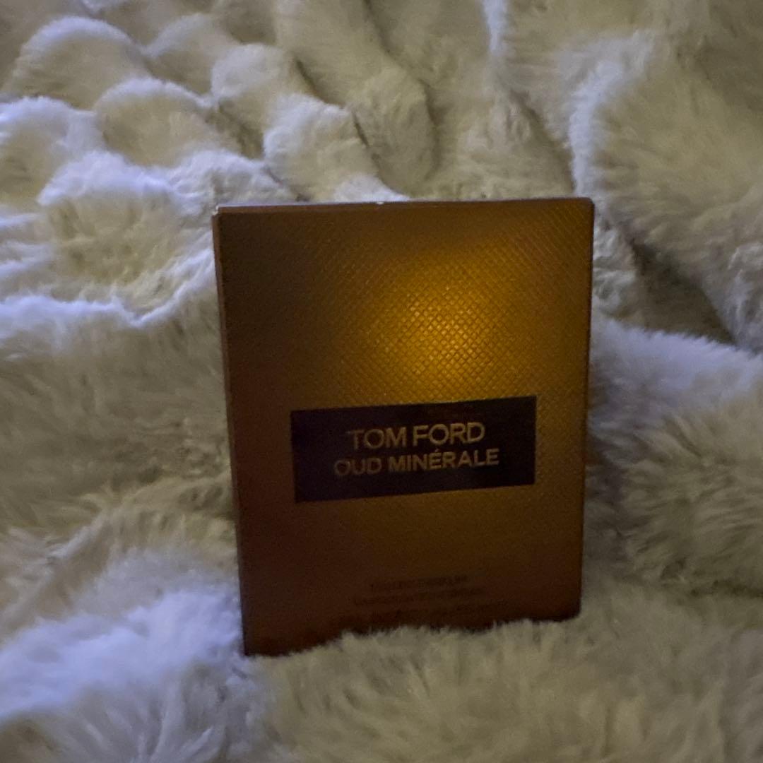 TOM FORD OUD MINERALE 香水