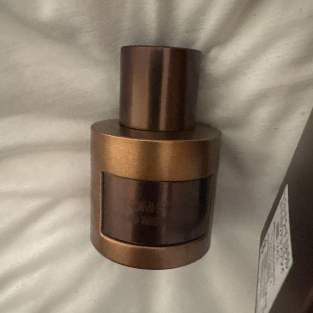TOM FORD OUD MINERALE 香水