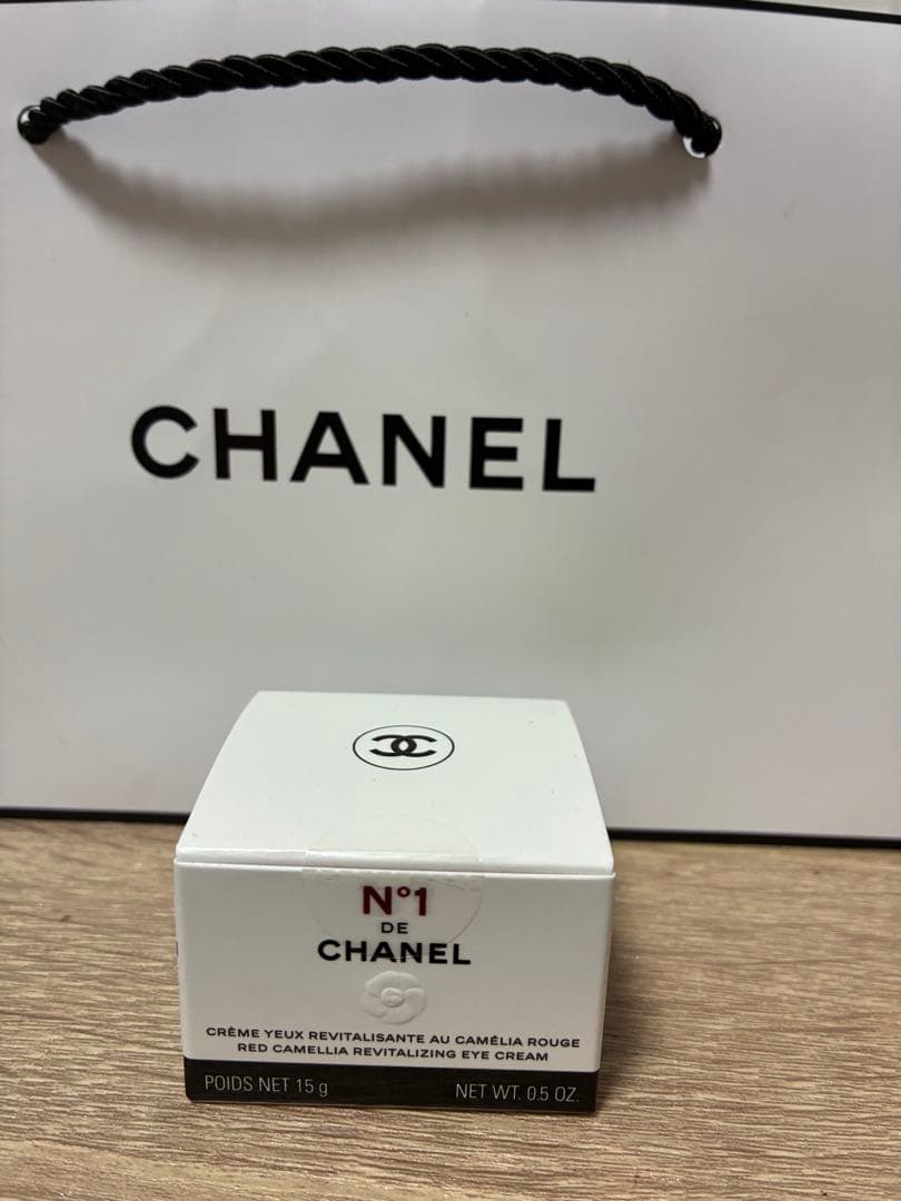 シャネルNo1アイクリーム