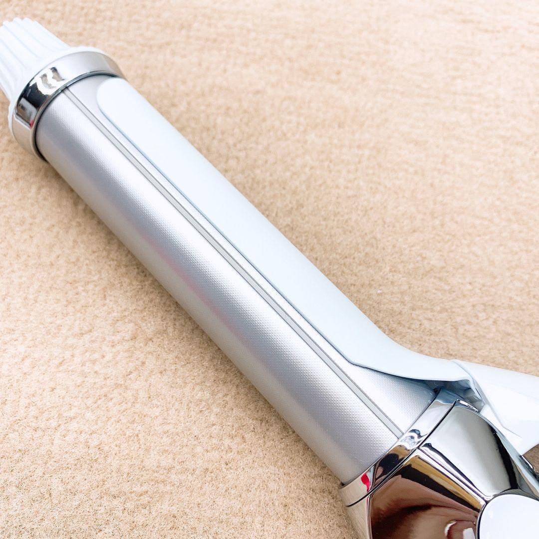 ほぼ未使用品☀最新モデル Refa リファ ビューテック カール プロ　32