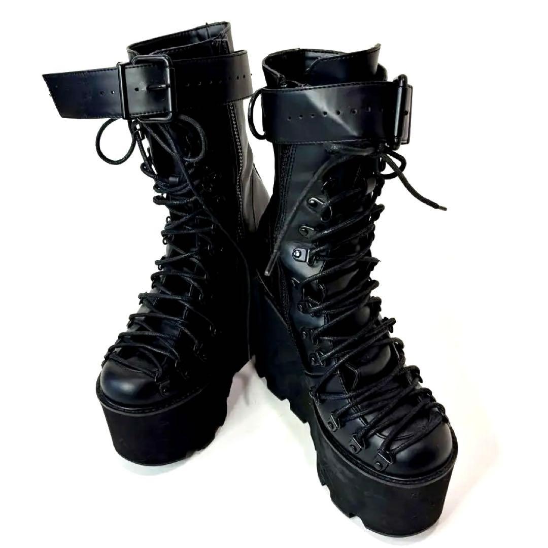 Dollskill 厚底編み上げブーツ ブラック