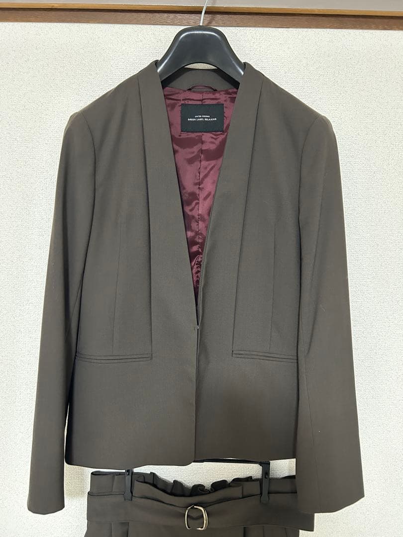 カチリラ　Dノーラペルジャケット　スカート　セットアップ