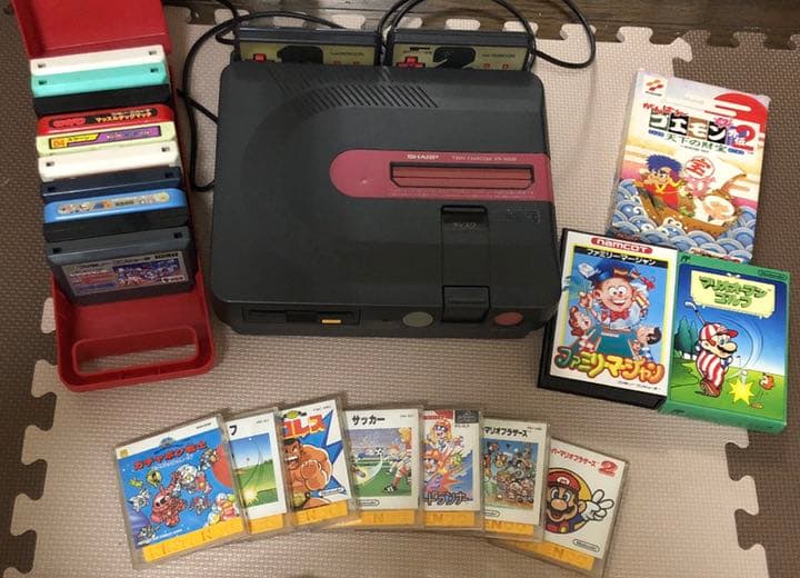 (送料込み)ツインファミコン本体 ディスク＆カセット等おまとめセット売り