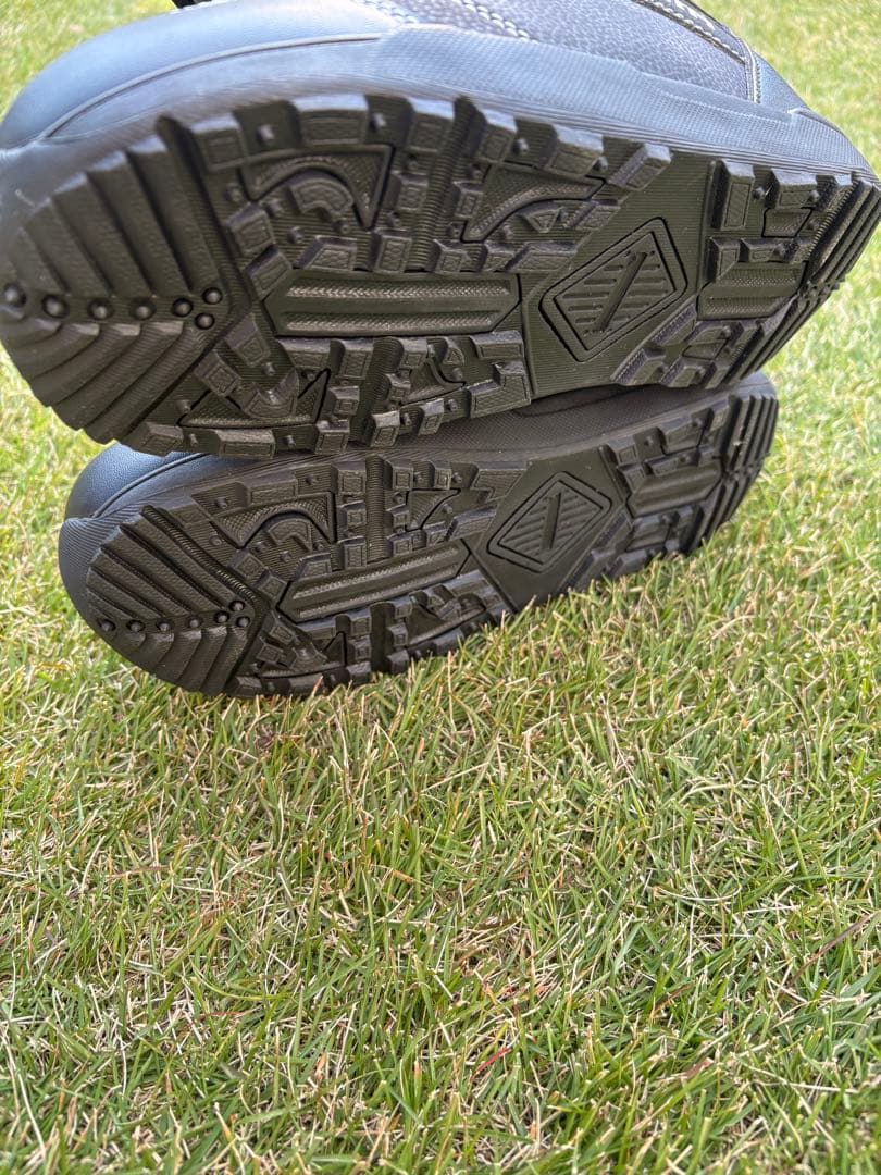 【未使用】zuma スノーボードブーツ　24-25cm