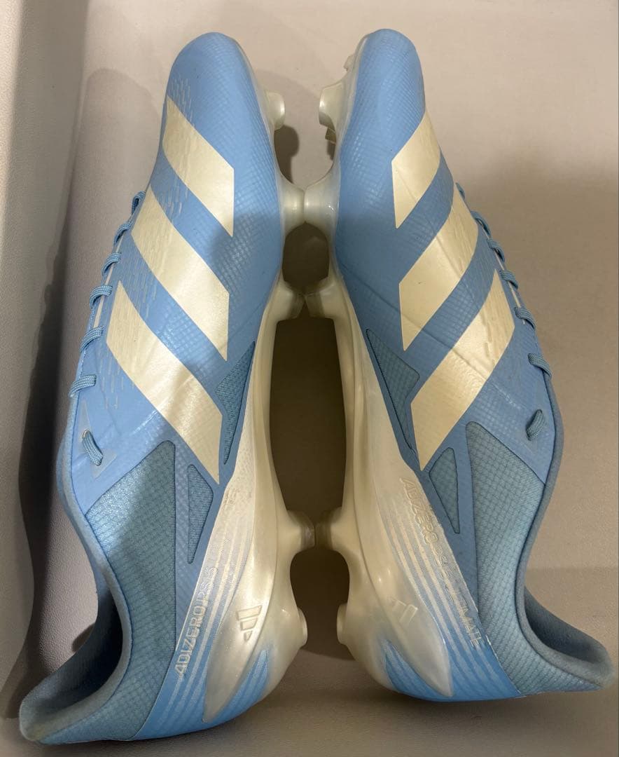 アディゼロRS15 SG