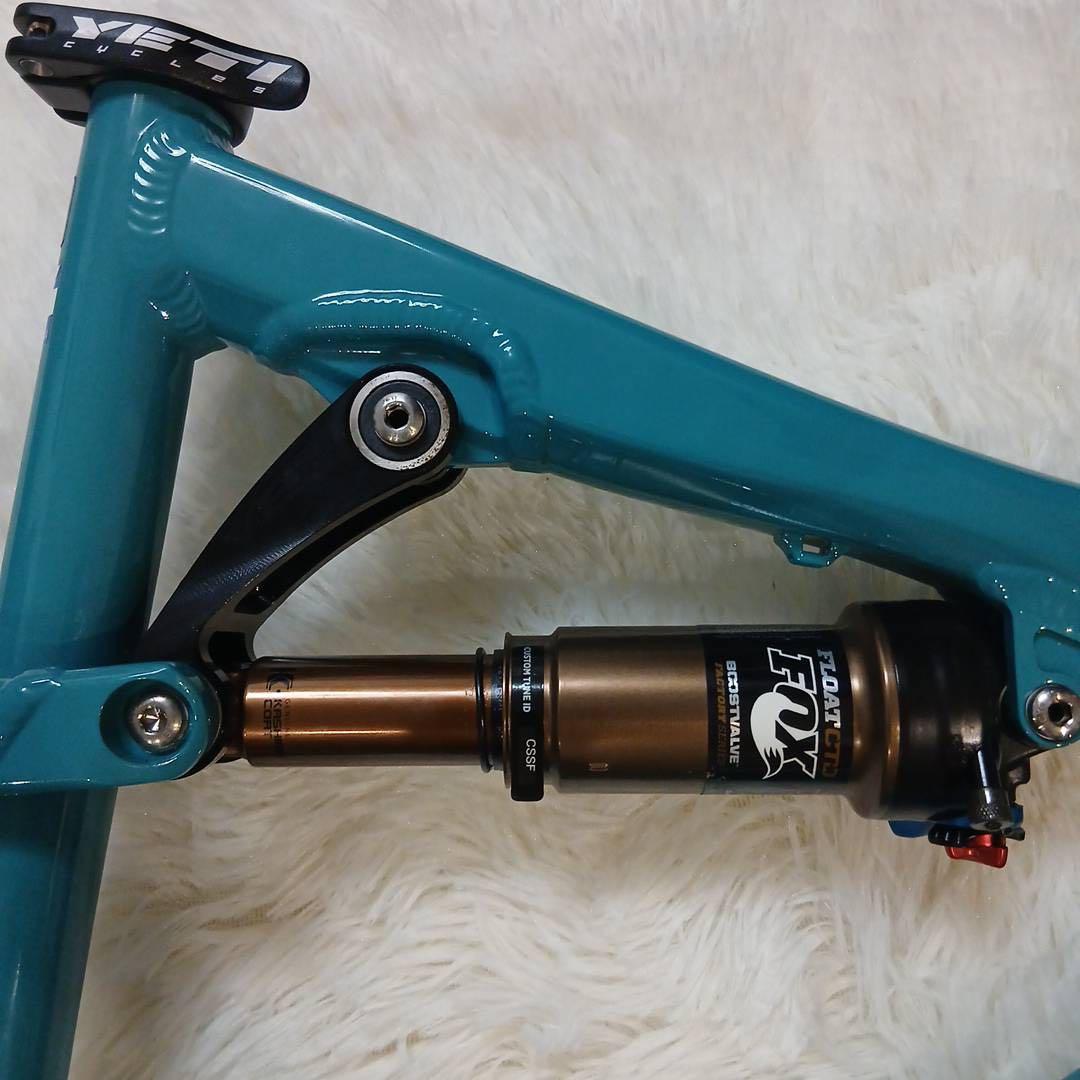 YETI イエティ 575 エンデューロモデル フレーム ターコイズ