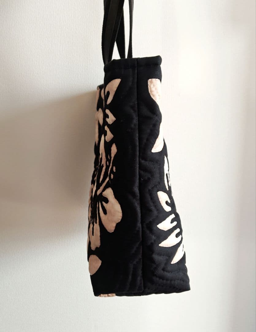 ルチル！　ハンドメイド　ハワイアンキルトバッグ