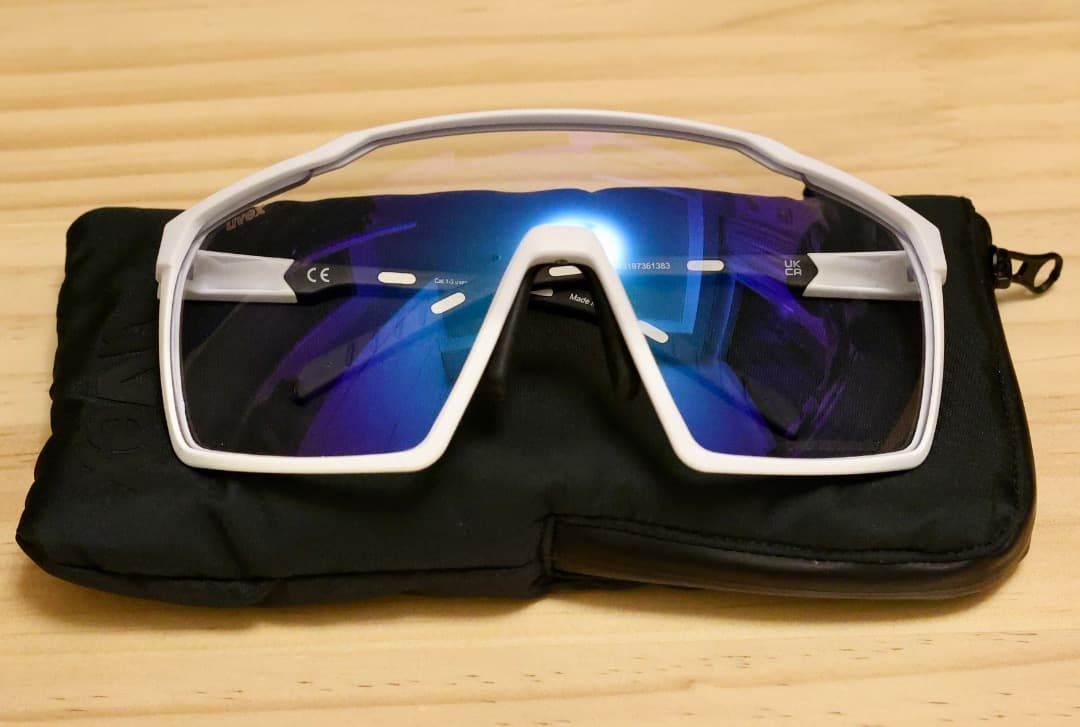 uvex mtn perform V - 調光サングラス