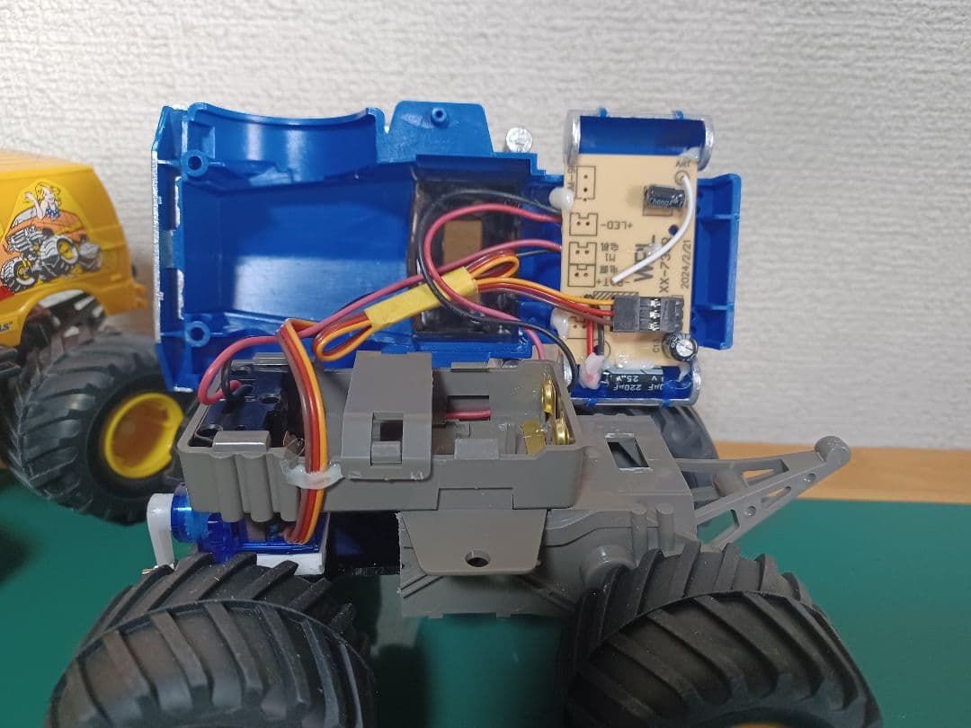 自作　ワイルドミニ四駆　ラジコン化　完成品２台セット