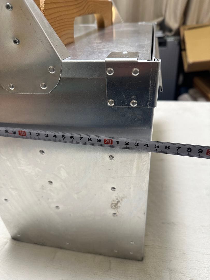 出前用 アルミ製 おかもち (木製棚/持ち手付き) 【中古・未使用】 長期保管品