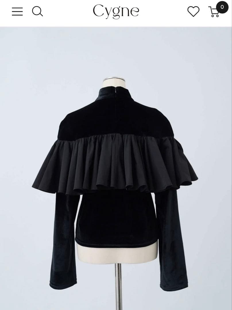 Cygne シーニュ　ベロアフロントフリルトップス Angeli