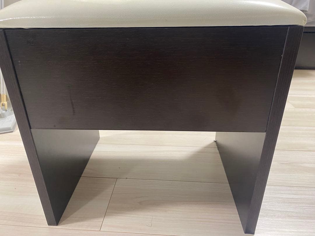 4/25発送まで　ほぼ新品　ニトリ 両袖ドレッサーダークブラウン（※イス別売り）