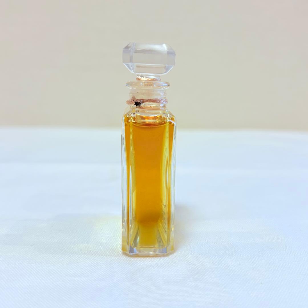 新品　シャネル　アリュール　パルファム　ALLURE PARFUM 15ml