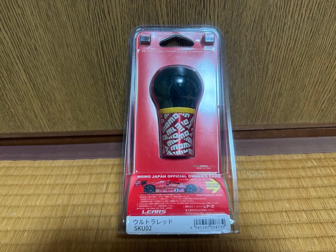 あ*む様 【新品】momo ステアリング・シフトノブセット