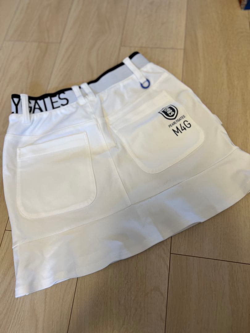 ホワイト ゴルフスカート