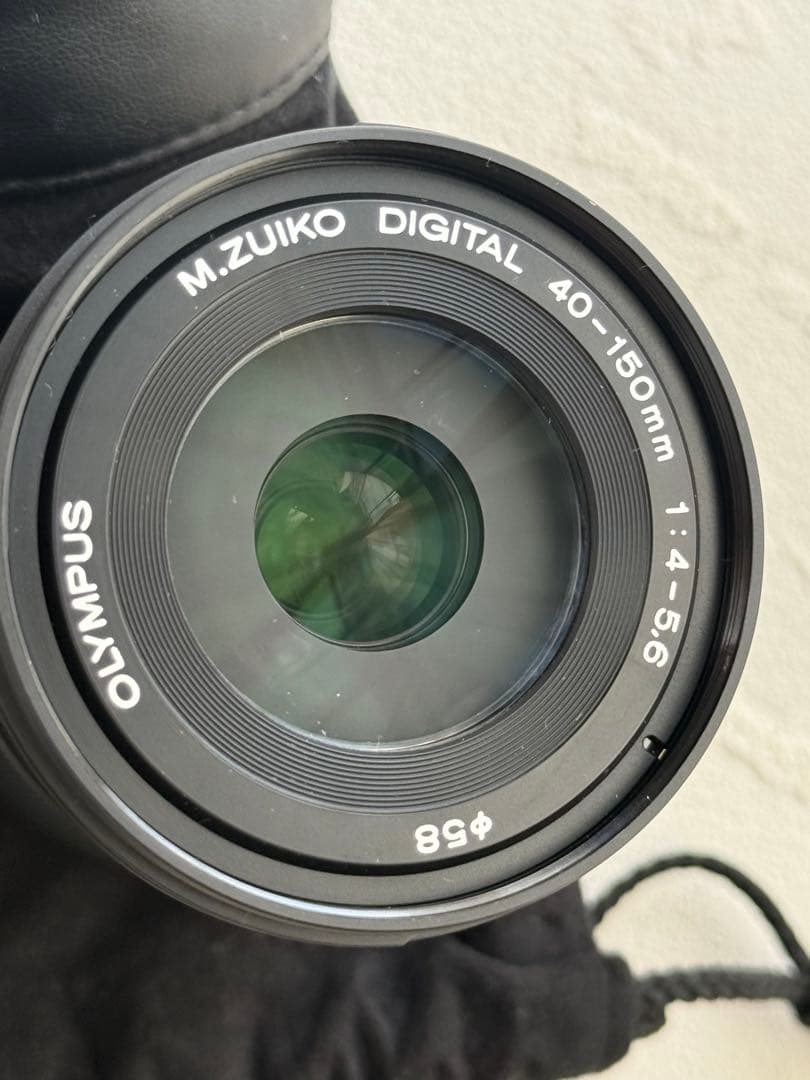 美品！ オリンパスOM-D E-M10 MarkIII デジタル一眼レフカメラ