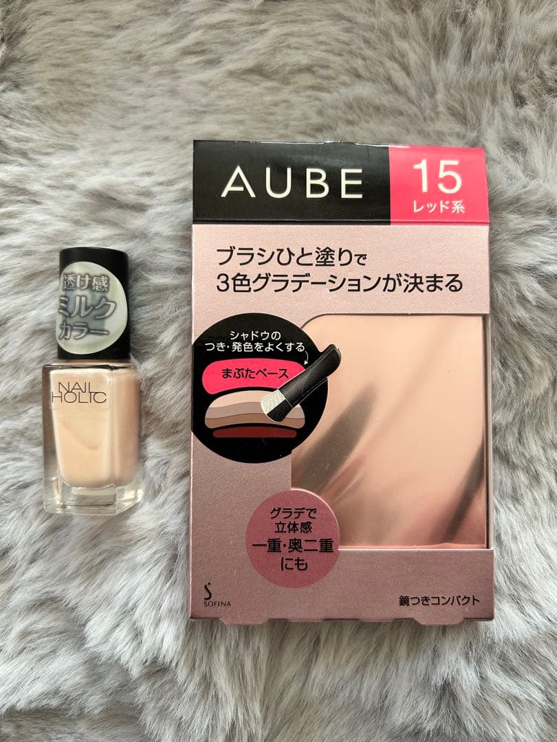 新品AUBE ブラシひと塗りシャドウ N15 レッド　ネイルホリックPK831