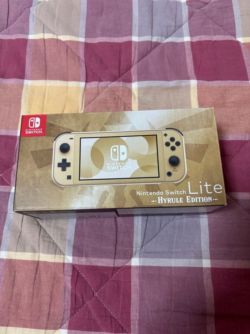 ニンテンドー　Switch スイッチ　ライト　ハイラルエディション