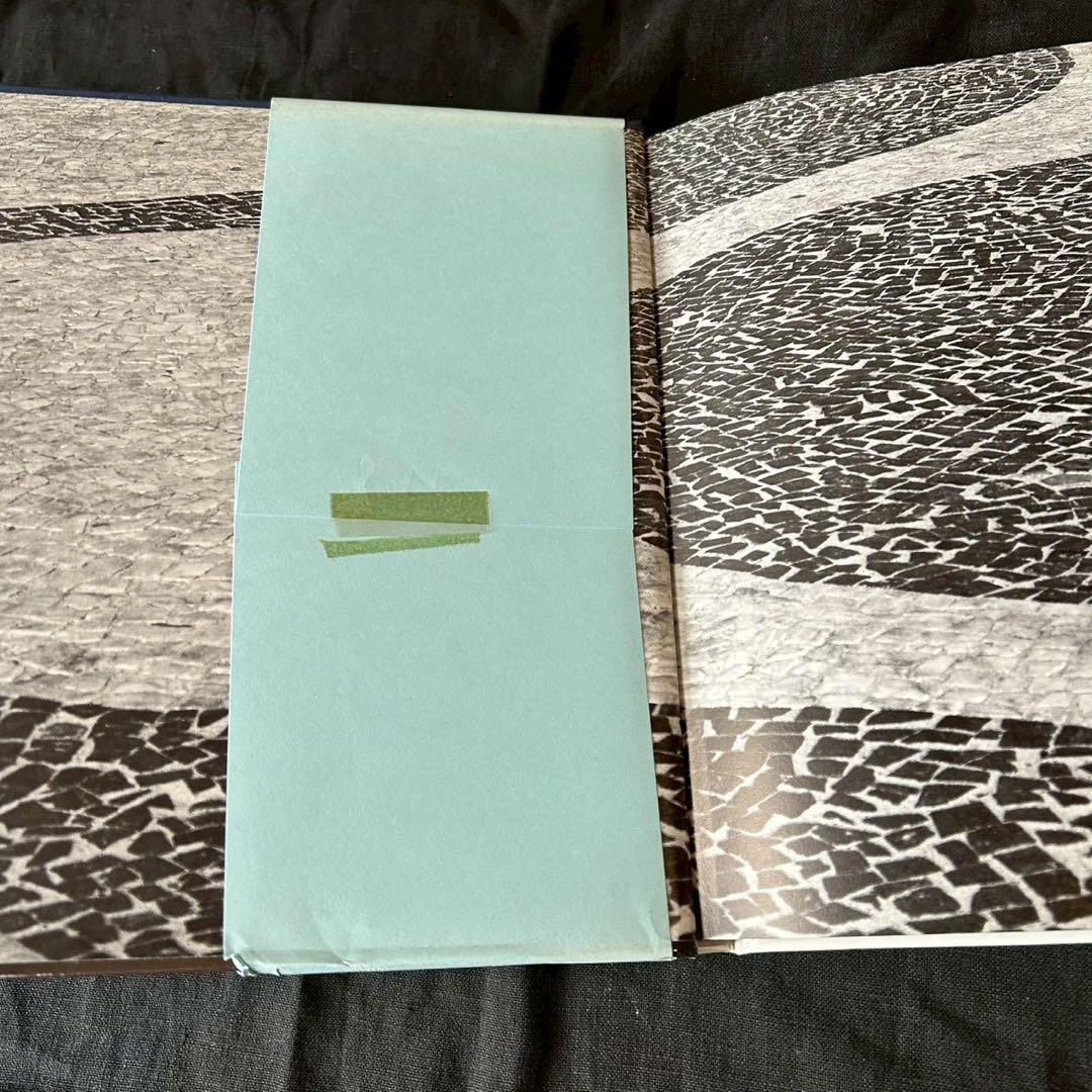 オスカーニーマイヤー 形と空間OscarNiemeiyer Form&Space