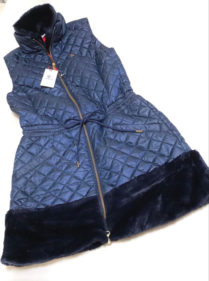 【新品タグ付き】アンパスィ　中綿ワンピース