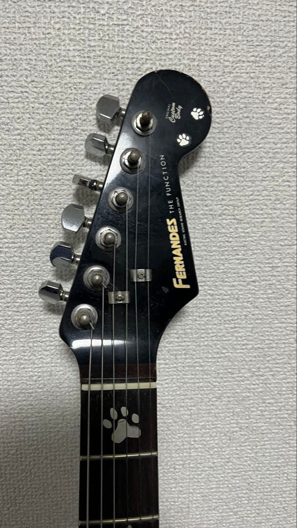フェルナンデス　エレキギター