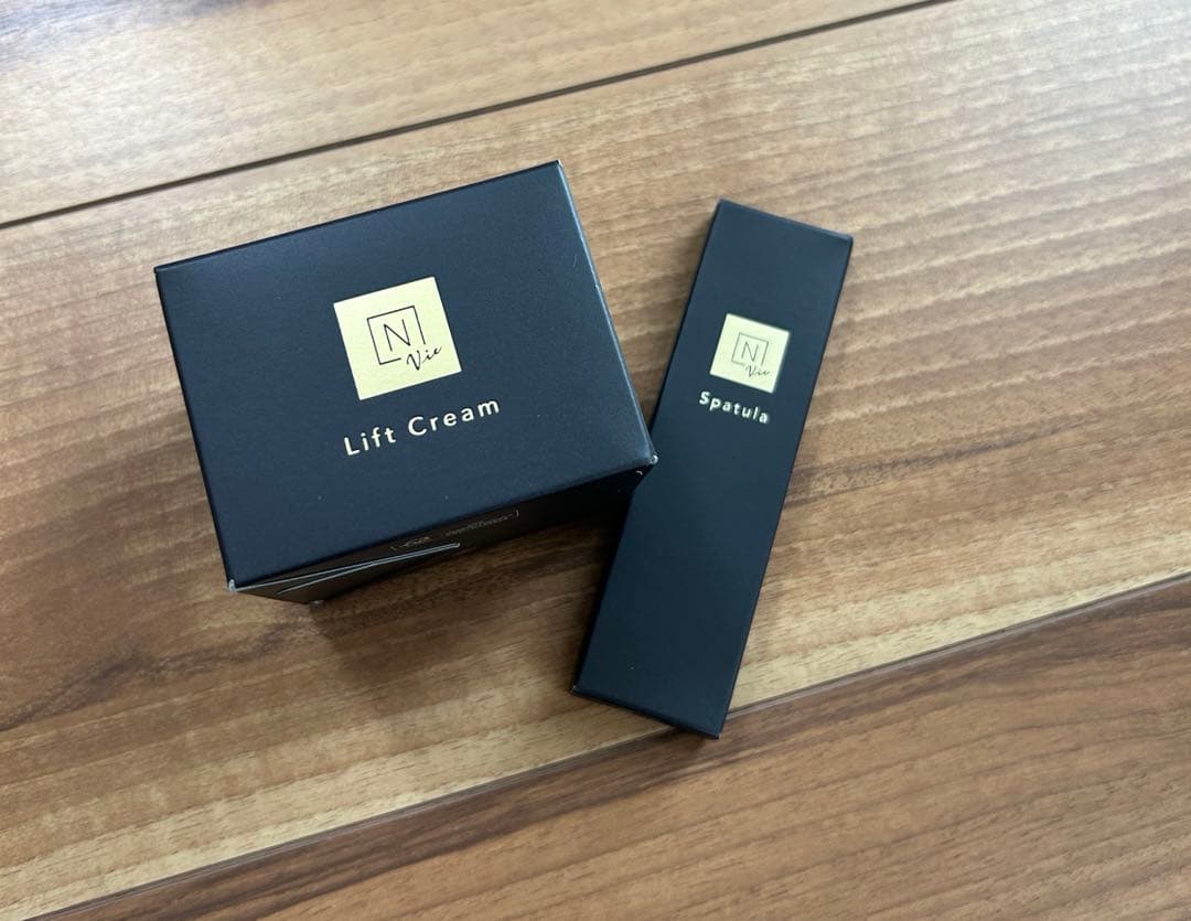 まりお　Nオーガニック Vie ヒアルアップ リフトクリーム