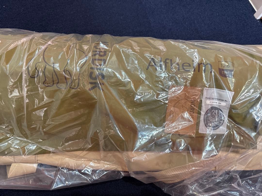 【新品未開封】クラブノルディスク　ノルディスクアルフェイム12.6 カーキ