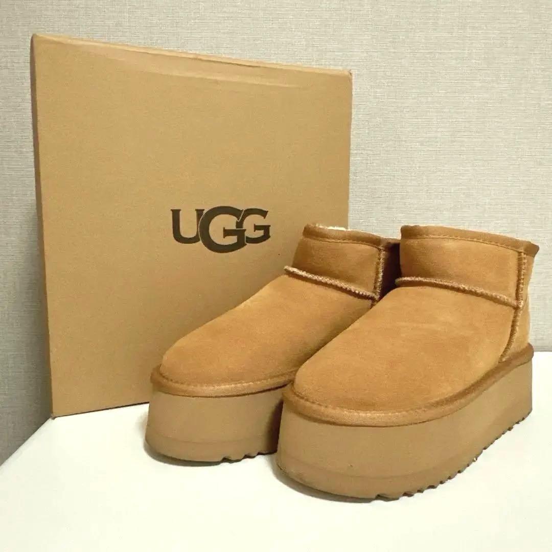UGG クラシックウルトラミニプラットフォーム