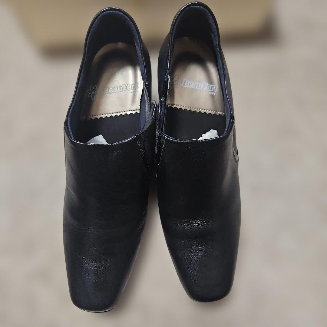 ビューフォート　ショートブーツ　24 EEE