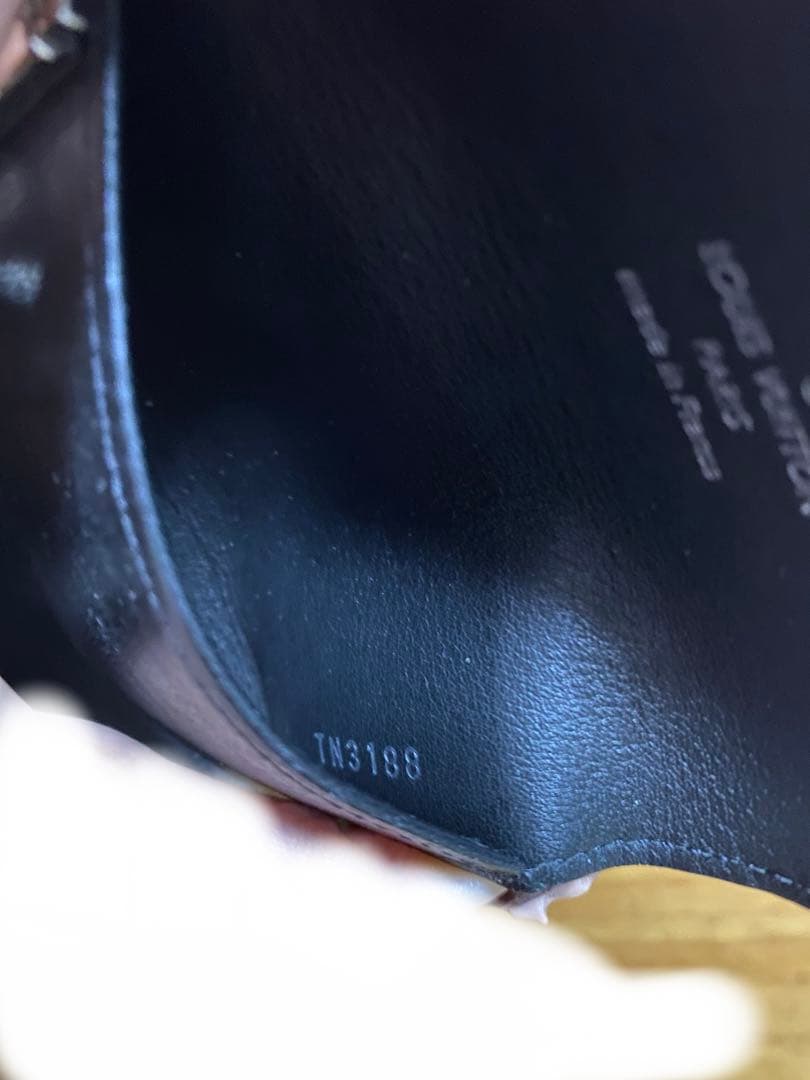 【難あり】ルイヴィトン/キーケース/マヒナ/ミュルティクレ4/ノワール