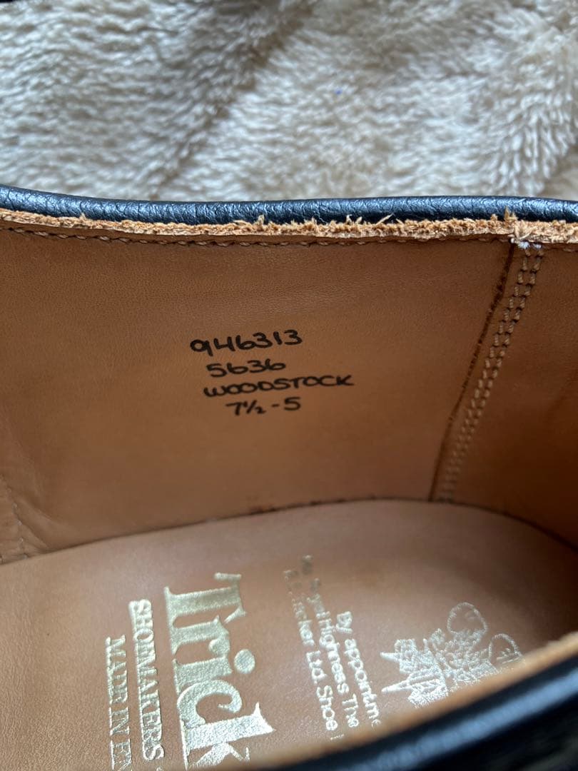 新品同様！？トリッカーズ クロコ 型押しプレーントゥ　ウッドストック