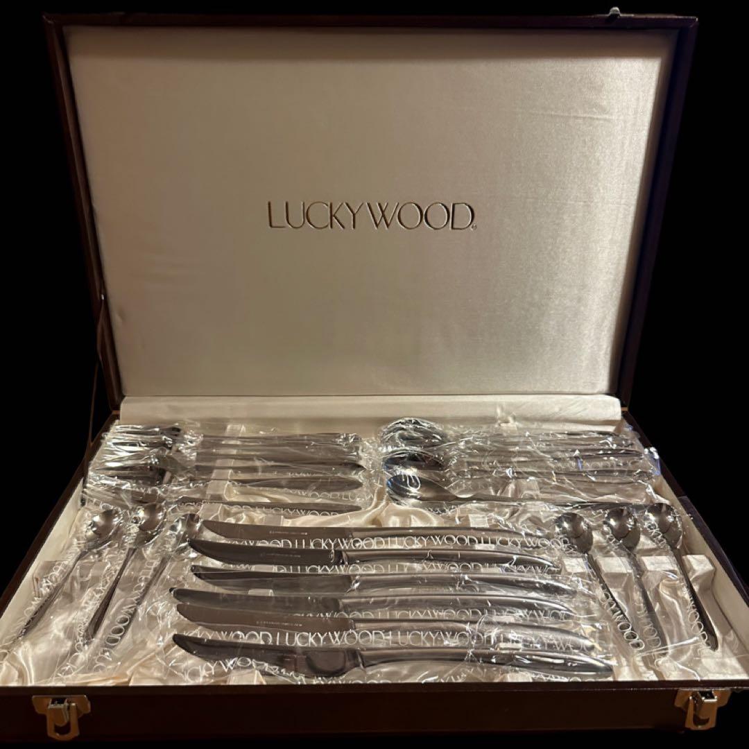 ちーちゃん　ラッキーウッド　カトラリー　24ピース