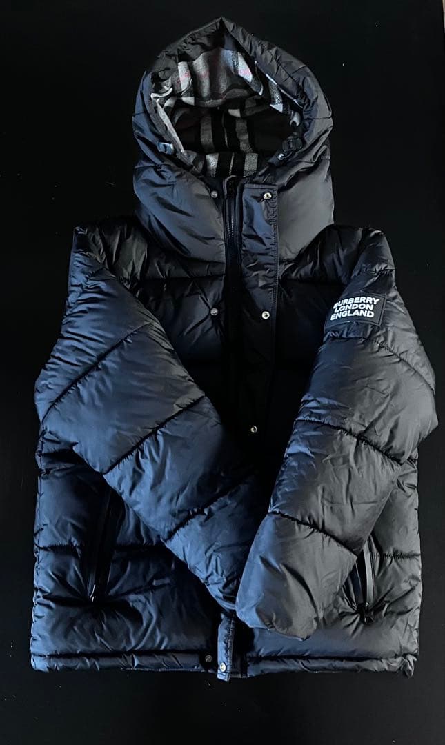 BURBERRYダウンジャケット