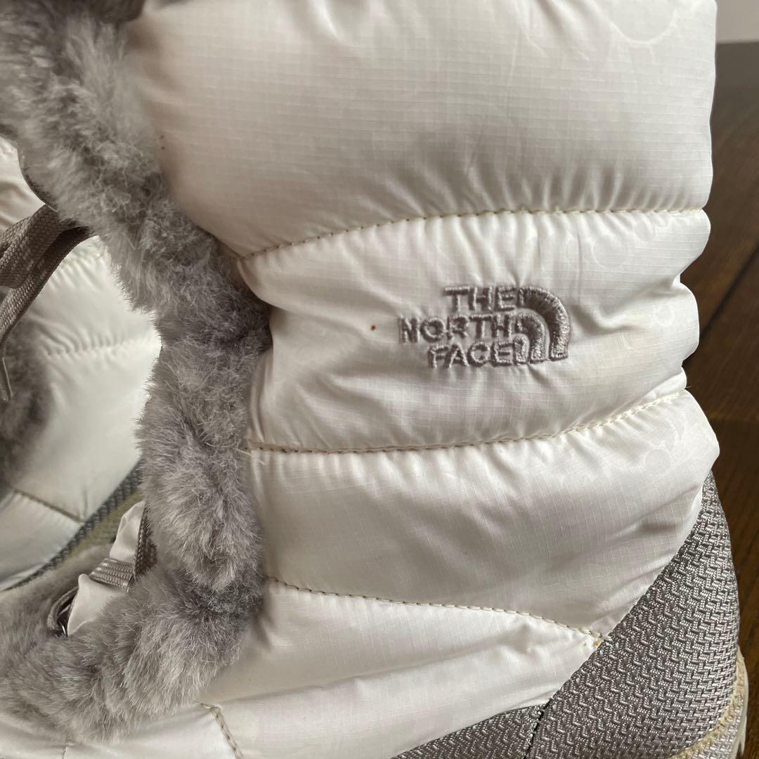THE NORTH FACE NUPTSE FUR Ⅲ スノーブーツ 24.5㎝
