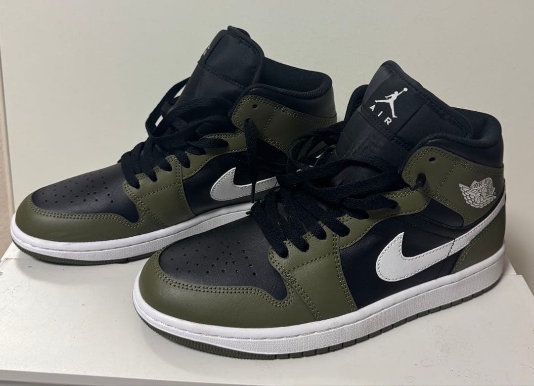 Air Jordan ジョーダン ミドル　オリーブ/ブラック