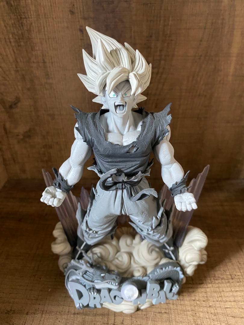 ドラゴンボール SMSD 04 D賞 白黒トーン彩色 超サイヤ人 孫悟空SMSP