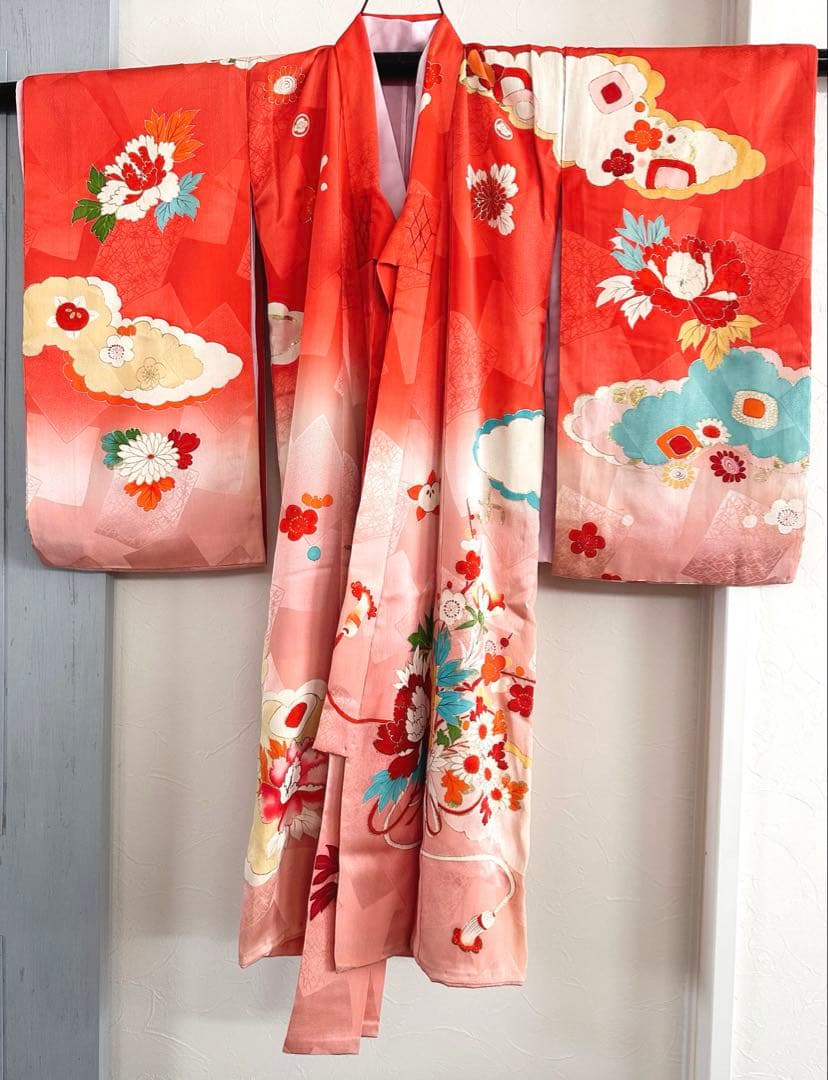 アンティーク 女児 お宮参り 祝い着 赤ピンクぼかし 金彩 金駒刺繍 長襦袢付き