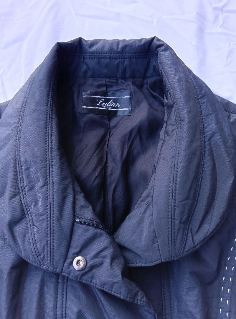 未使用　レリアン　ファー付きブラックコート　ジャケット