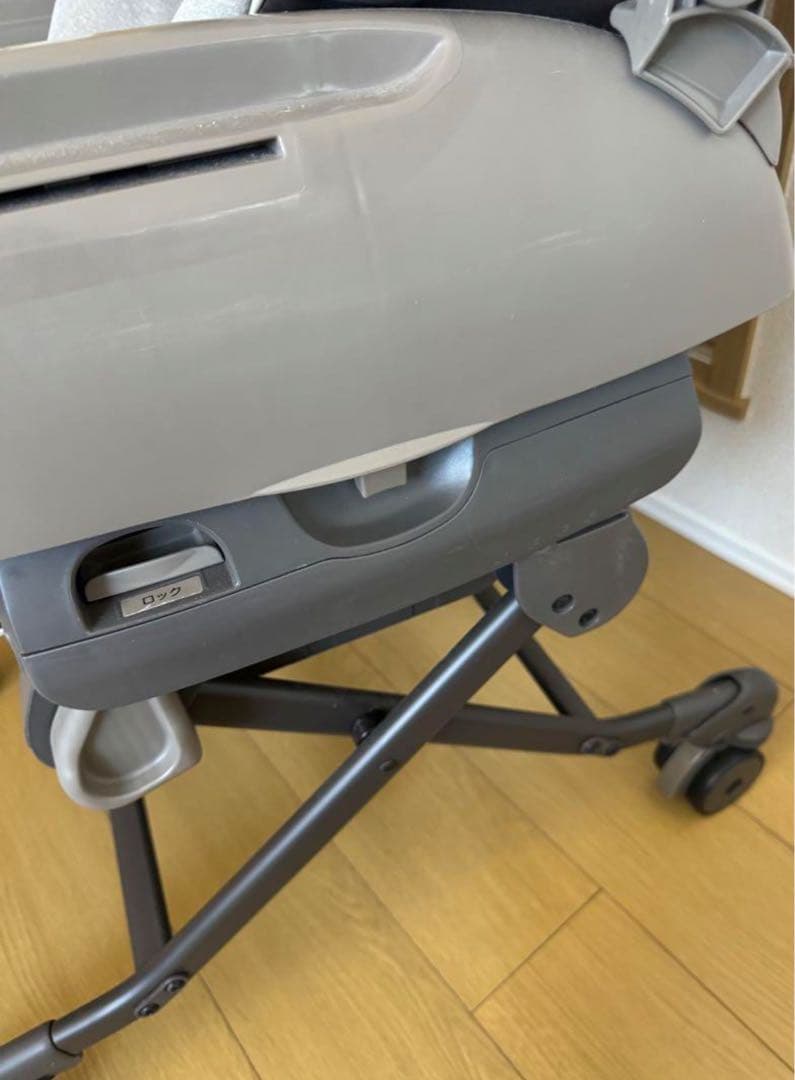 【美品】コンビ ネムリラ AUTO SWING BEDi おやすみドーム EG